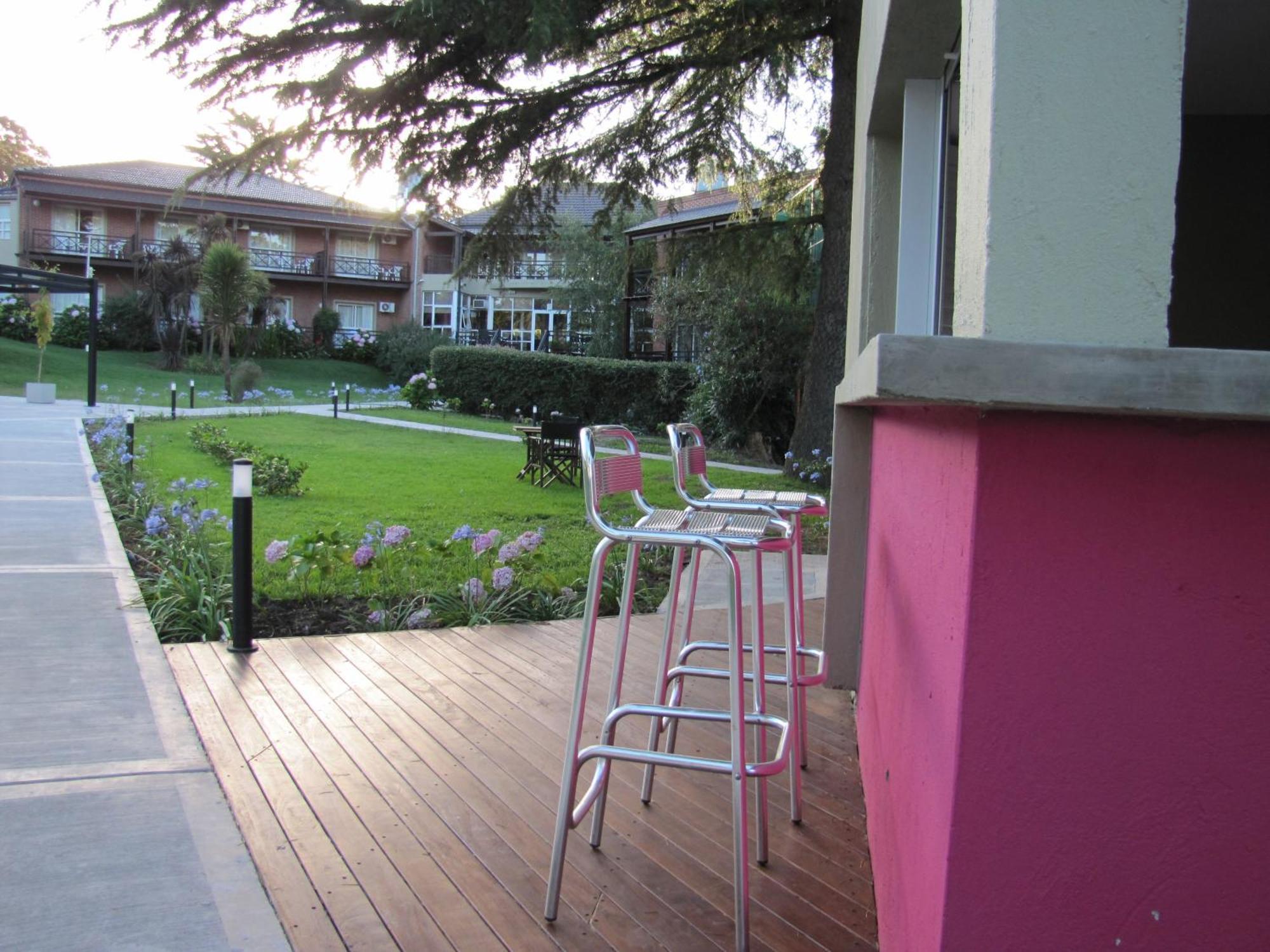 Hotel Sierra De Los Padres Eksteriør billede
